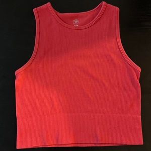 red aura workout top fits super good